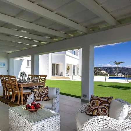 Panorama Palace - The Seaviews In Cyprus Peyia